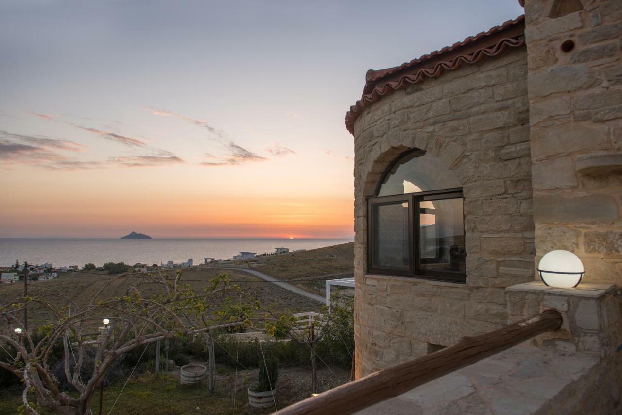 Villa Katerina Kalamaki  Luaran gambar
